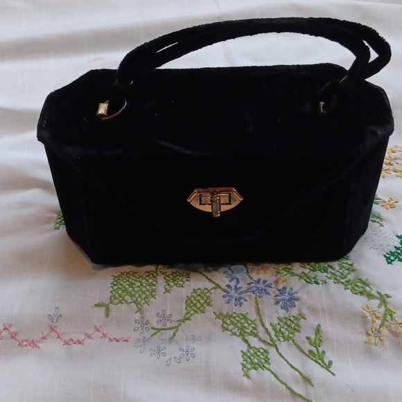 Vintage Handbags - Vintage velvet handbag